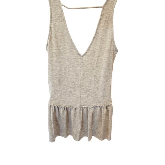 NWT soprano Nordstrom S grey cut out back v neck tank top flowy summer stretch - Picture 3 of 7